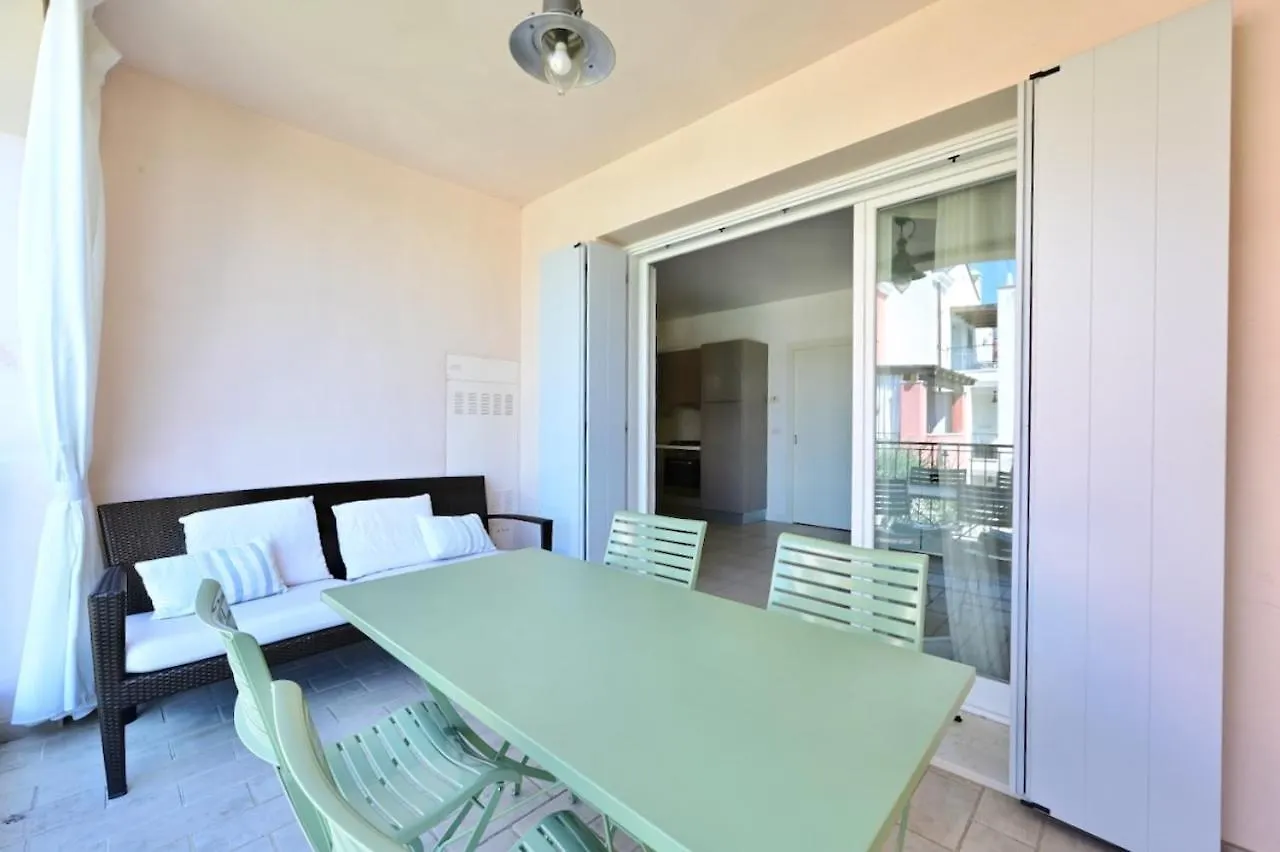 Borgo Paradiso Apartments Lido di Jesolo 0*,