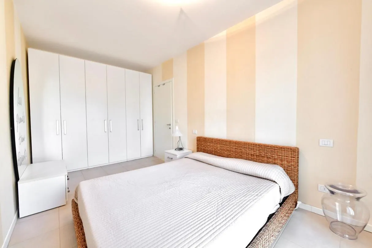 Borgo Paradiso Apartments Lido di Jesolo 0*,