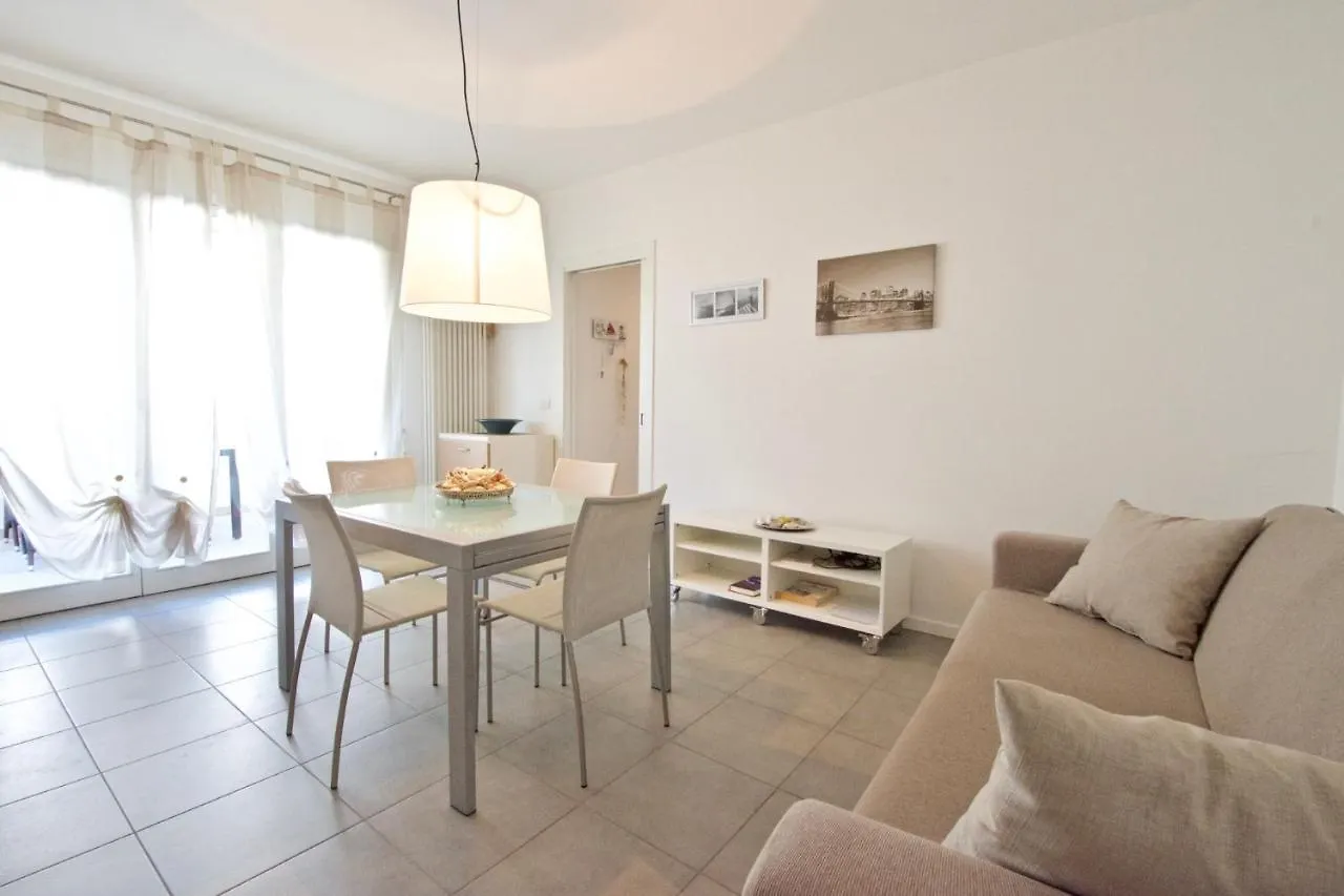 Borgo Paradiso Apartments Lido di Jesolo 0*,  Italy